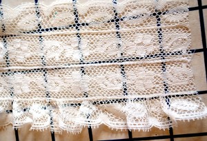 Tutorial: Attaching Laces to Each Other & Gathering Lace – Wearing ...