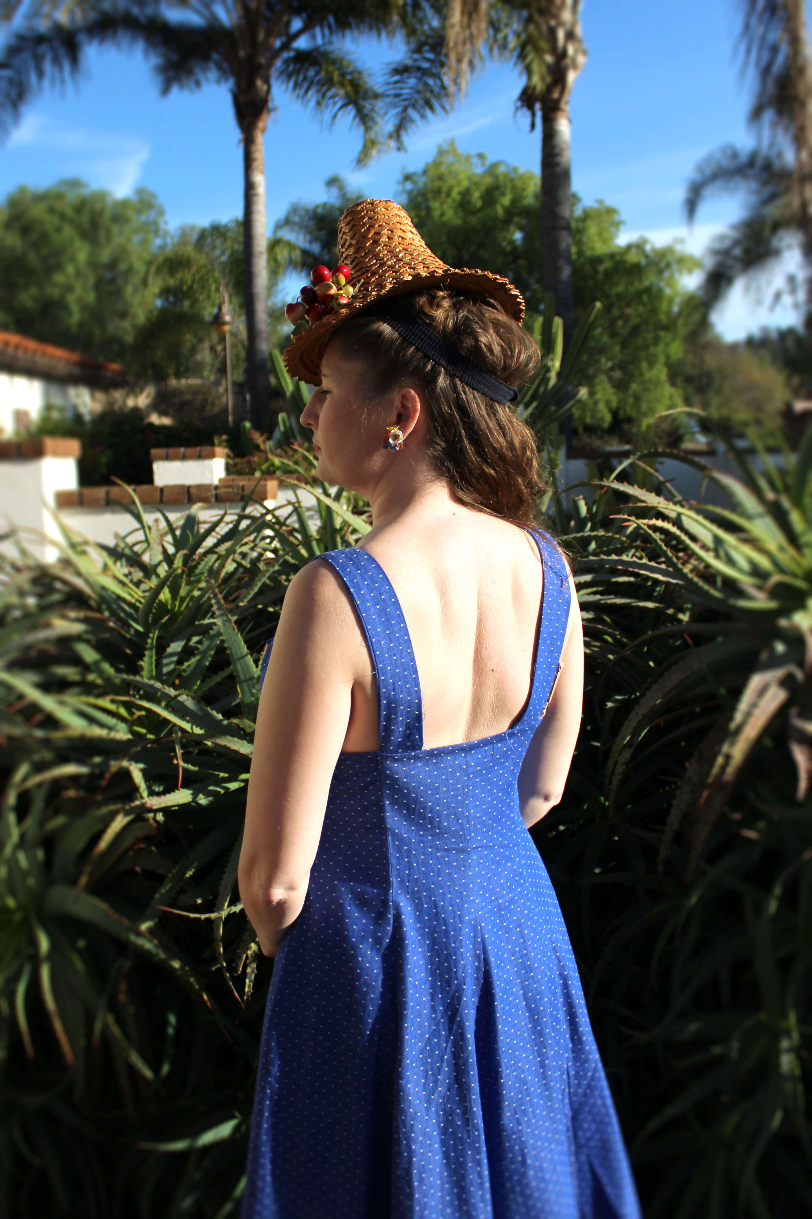 Pattern Hack Tutorial-  Raising the Back of the 1940s Sports Dress Pattern