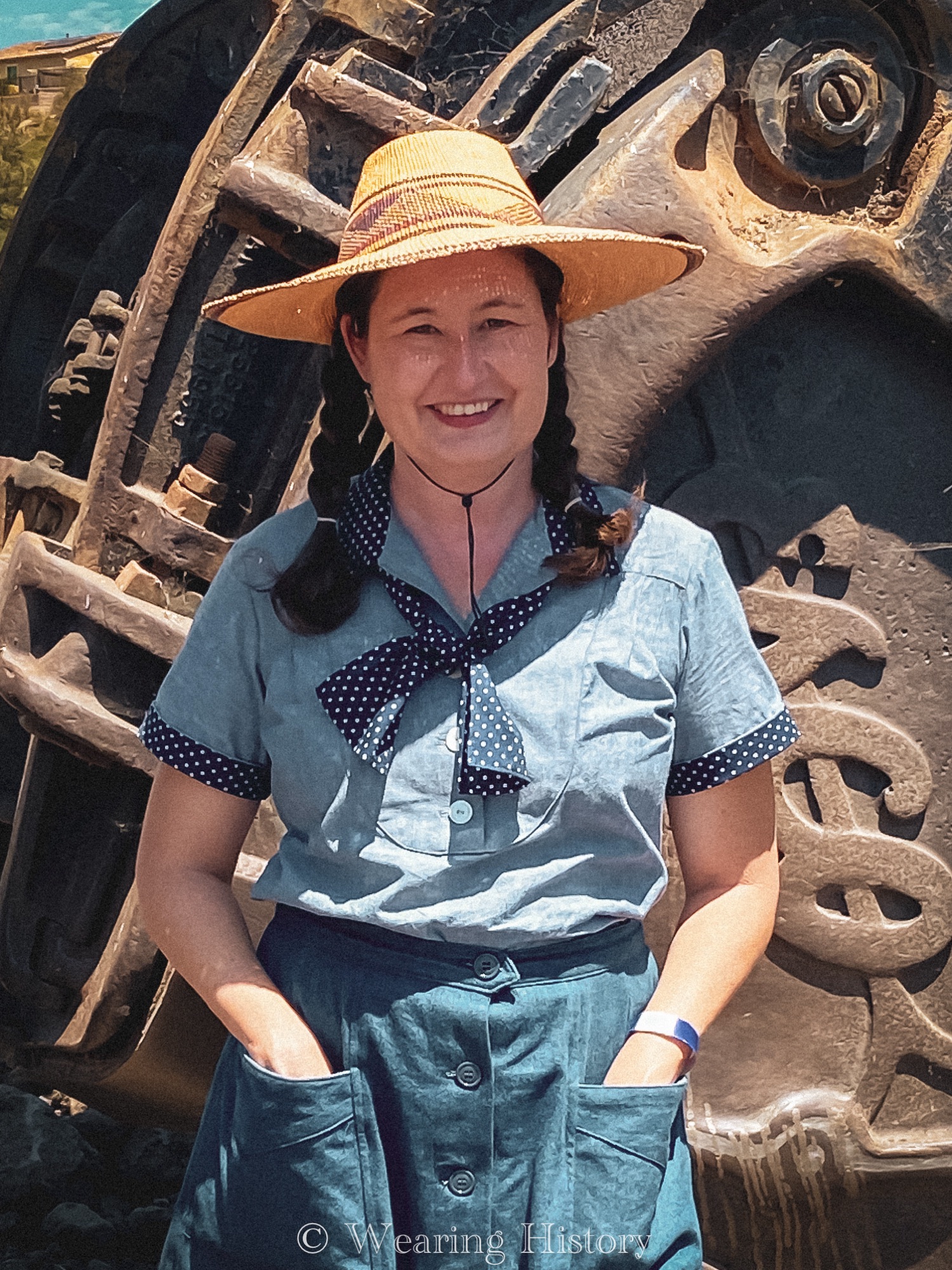 Finally! Wearing the Sagebrush 1930s Blouse